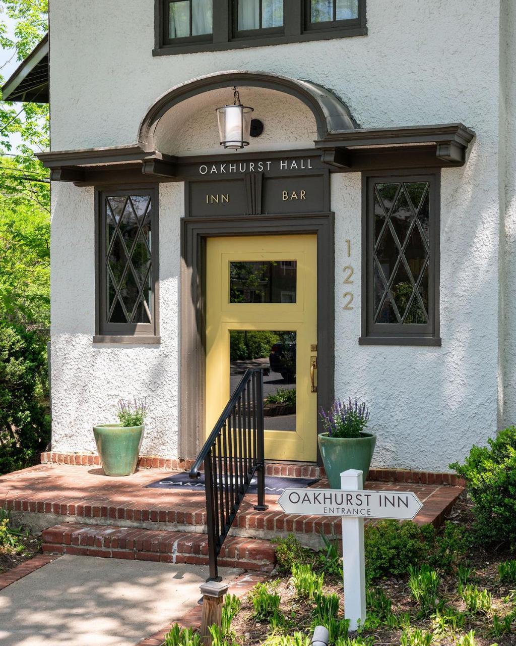 Oakhurst Inn At The University Charlottesville Extérieur photo